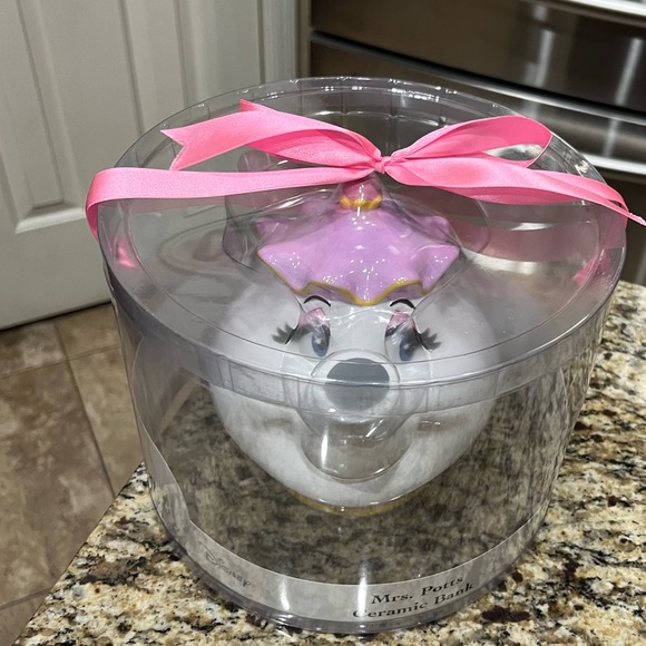 Disney Beauty And The Beast Mrs. Potts Ceramic Coin Bank - Picture 7 of 8